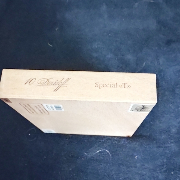 Davidoff Special T cigar box - Picture 6 of 7